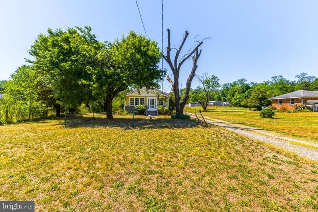 391 E BUTLER AVE, Vineland, NJ 08360