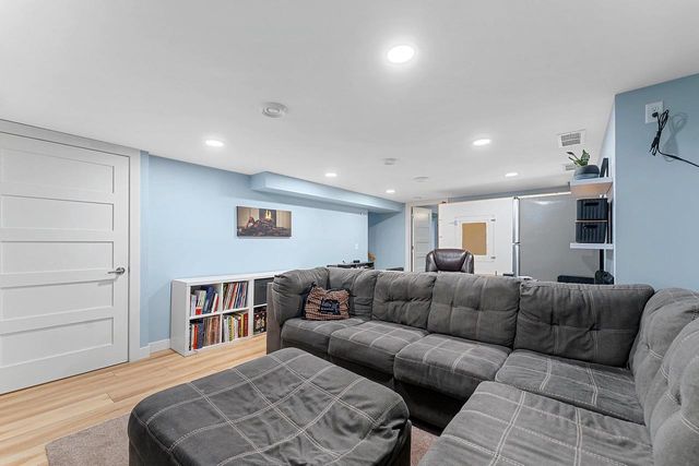 670 BRUCE STREET, Fond Du Lac, WI 54935