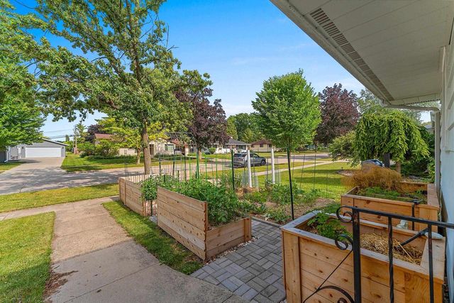 670 BRUCE STREET, Fond Du Lac, WI 54935