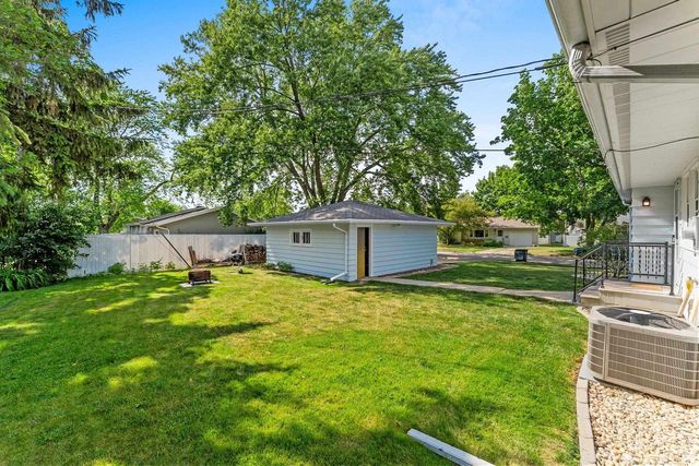 670 BRUCE STREET, Fond Du Lac, WI 54935