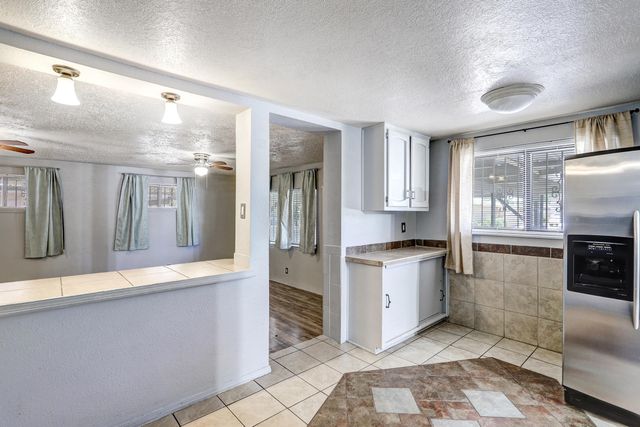 1520 55th Street NW, Albuquerque, NM 87105