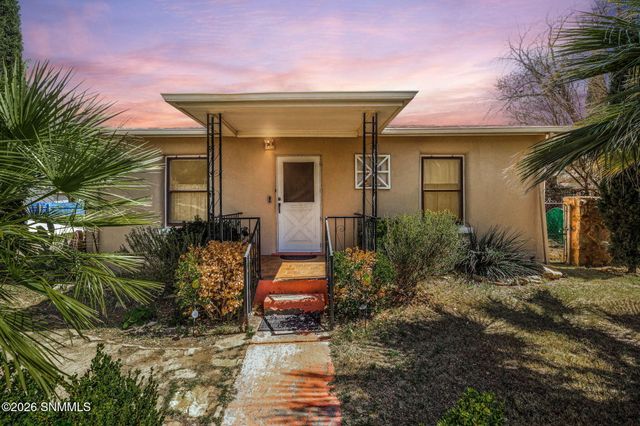 1025 Organ View, Las Cruces, NM 88005