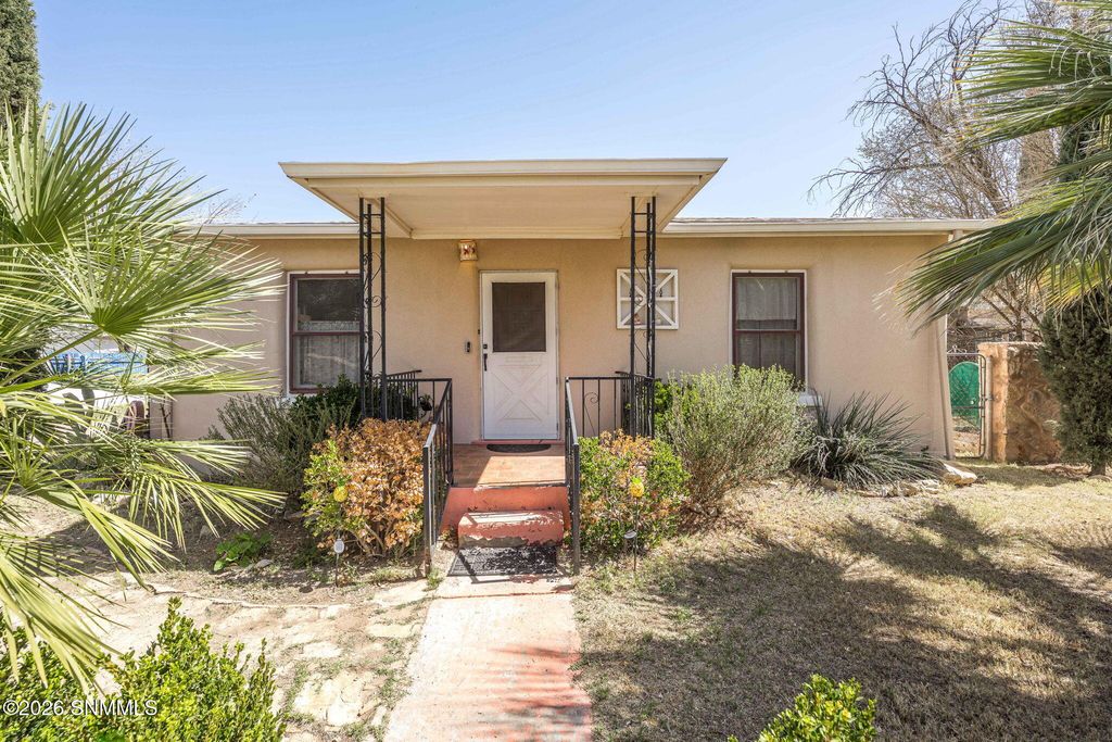 1025 Organ View, Las Cruces, NM 88005