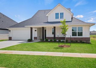 720 Argos Road, Yukon, OK 73099