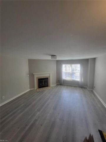 414 Delaware Ave Apt 218, Norfolk, VA 23508