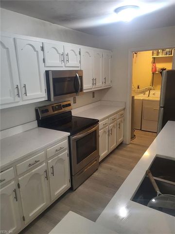 414 Delaware Ave Apt 218, Norfolk, VA 23508