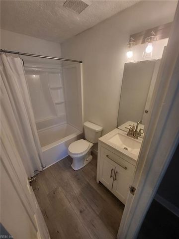 414 Delaware Ave Apt 218, Norfolk, VA 23508
