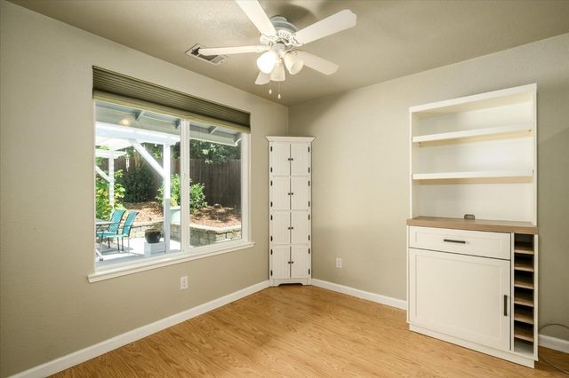 3614 Cambridge Rd, Cameron Park, CA 95682
