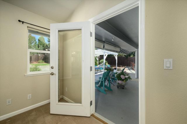 3614 Cambridge Rd, Cameron Park, CA 95682