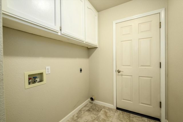 3614 Cambridge Rd, Cameron Park, CA 95682
