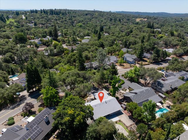 3614 Cambridge Rd, Cameron Park, CA 95682