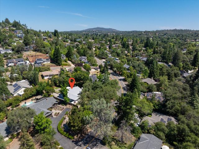 3614 Cambridge Rd, Cameron Park, CA 95682