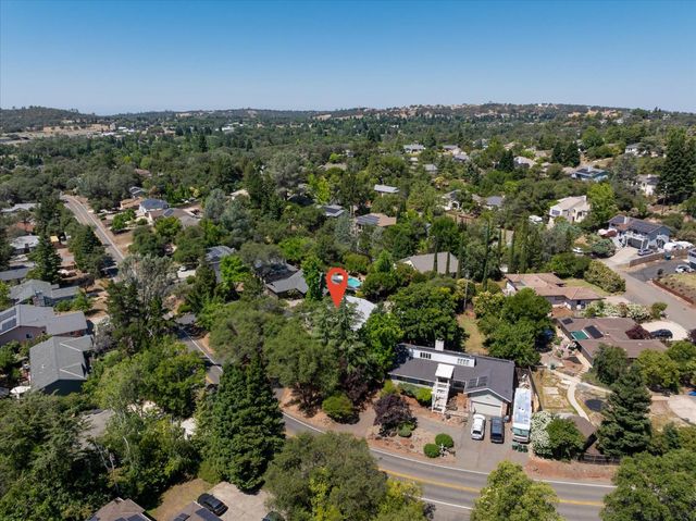 3614 Cambridge Rd, Cameron Park, CA 95682