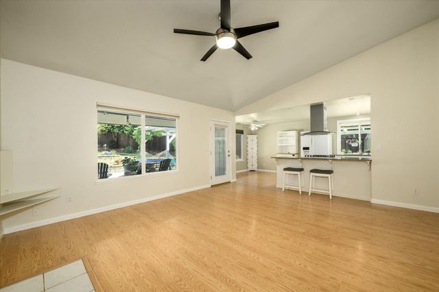 3614 Cambridge Rd, Cameron Park, CA 95682
