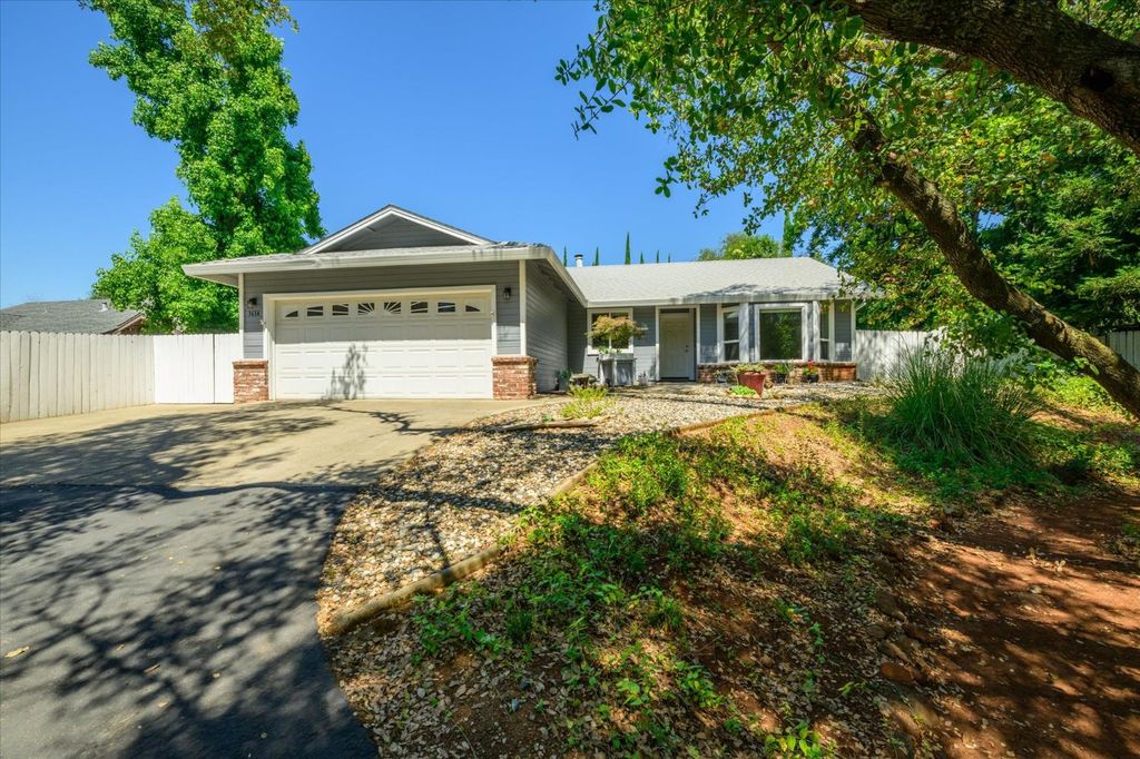 3614 Cambridge Rd, Cameron Park, CA 95682
