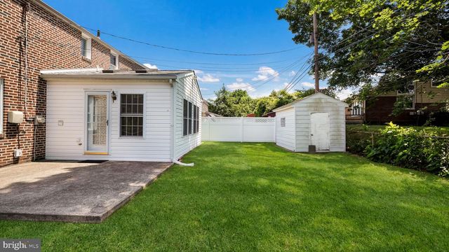 1435 SUNNYHILL LN, Havertown, PA 19083