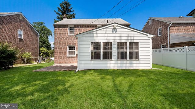 1435 SUNNYHILL LN, Havertown, PA 19083