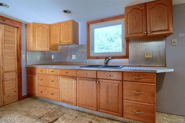 49765 Willis Road, Sumpter, MI 48111