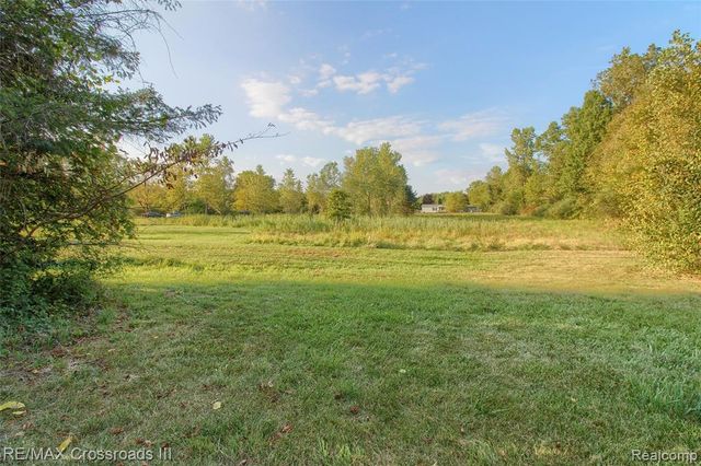 49765 Willis Road, Sumpter, MI 48111