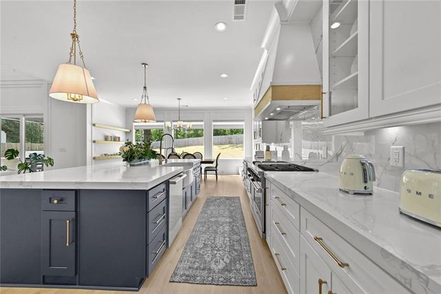 2694 Thompson Mill Road, Buford, GA 30519