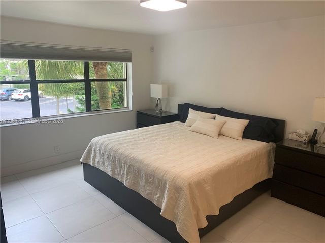 2326 S Cypress Bend Drive 221, Pompano Beach, FL 33069