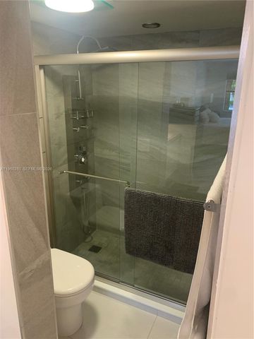 2326 S Cypress Bend Drive 221, Pompano Beach, FL 33069