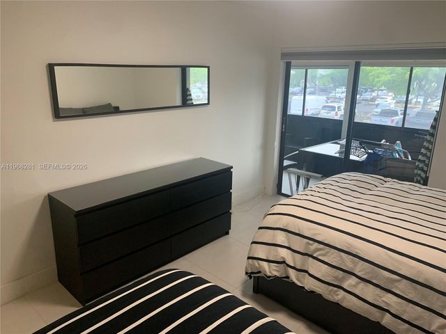 2326 S Cypress Bend Drive 221, Pompano Beach, FL 33069