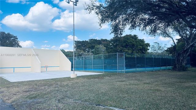 2326 S Cypress Bend Drive 221, Pompano Beach, FL 33069