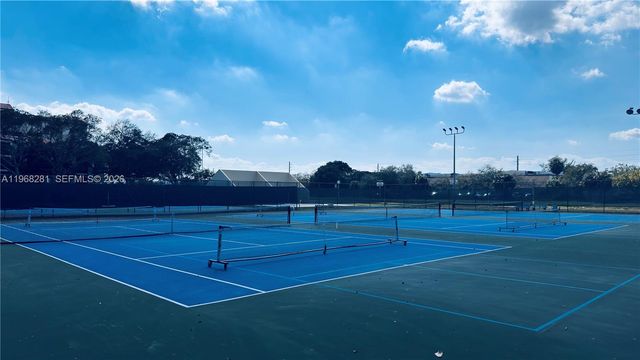 2326 S Cypress Bend Drive 221, Pompano Beach, FL 33069