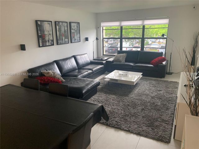 2326 S Cypress Bend Drive 221, Pompano Beach, FL 33069
