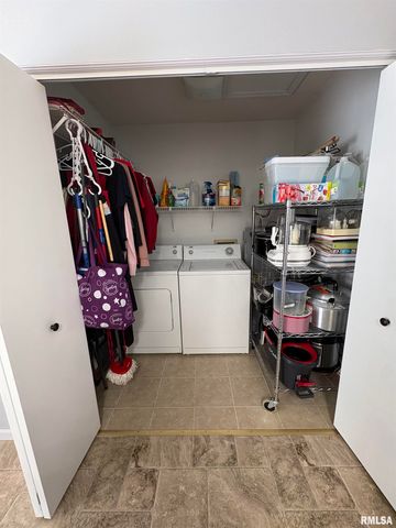 128 Volare Lane, Springfield, IL 62703