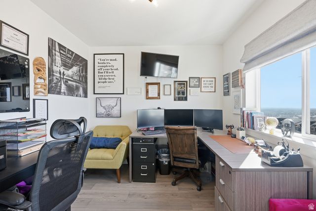 1027 W SEASONS VIEW CT, Lehi, UT 84048