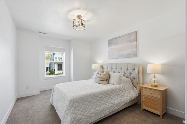 1027 W SEASONS VIEW CT, Lehi, UT 84048