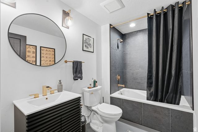 1027 W SEASONS VIEW CT, Lehi, UT 84048