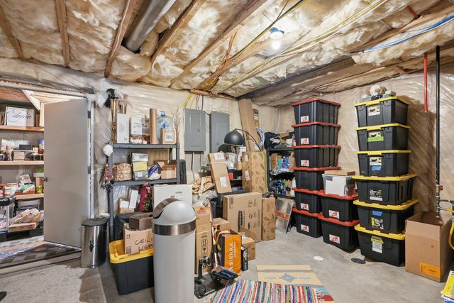 1027 W SEASONS VIEW CT, Lehi, UT 84048