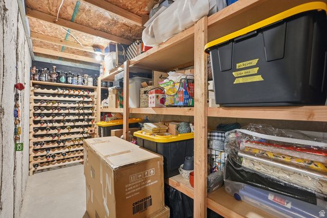 1027 W SEASONS VIEW CT, Lehi, UT 84048