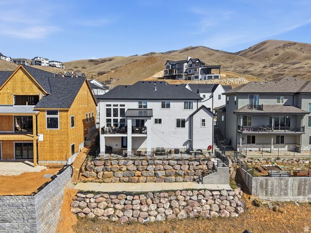 1027 W SEASONS VIEW CT, Lehi, UT 84048