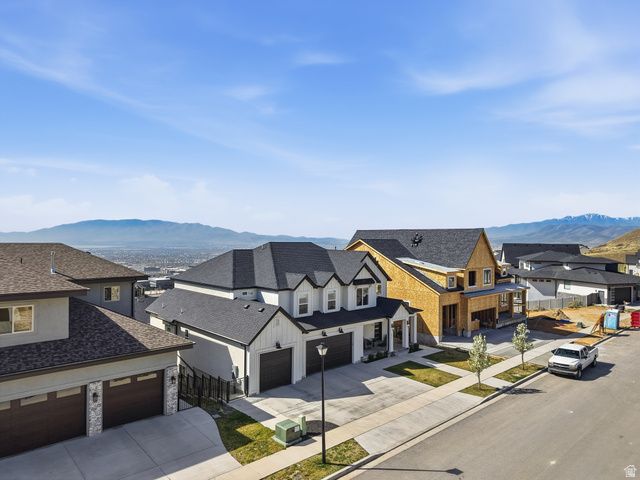 1027 W SEASONS VIEW CT, Lehi, UT 84048