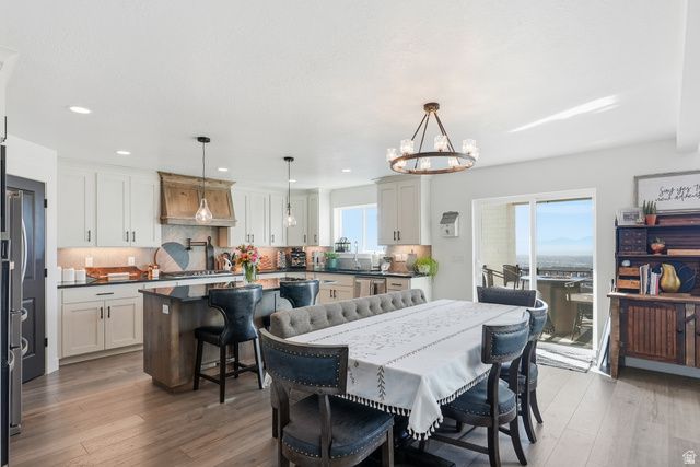 1027 W SEASONS VIEW CT, Lehi, UT 84048