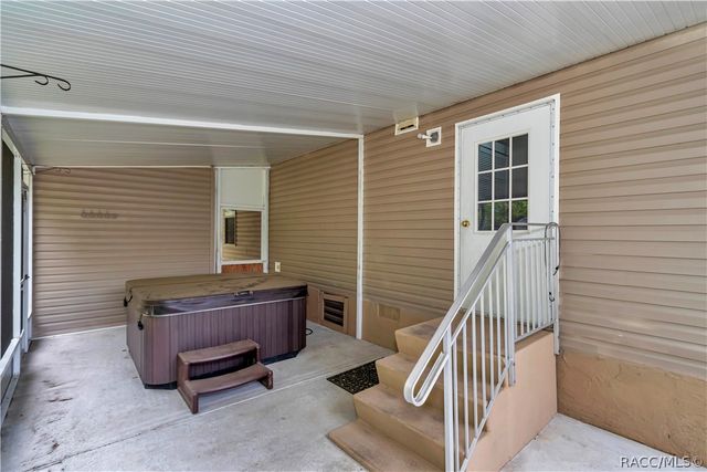 7899 W Fostoria Drive, Dunnellon, FL 34433