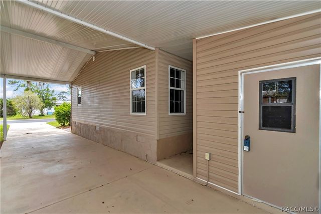 7899 W Fostoria Drive, Dunnellon, FL 34433