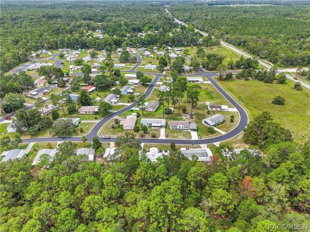 7899 W Fostoria Drive, Dunnellon, FL 34433