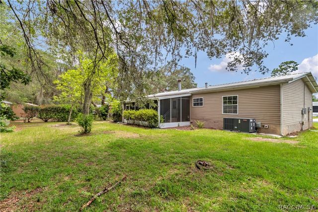 7899 W Fostoria Drive, Dunnellon, FL 34433