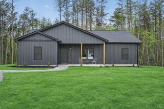 17 Greenview Drive, Rocky Mount, VA 24151