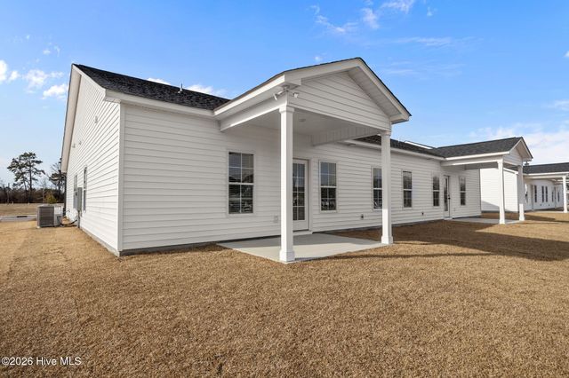 121 Lady O Drive B, Greenville, NC 27834