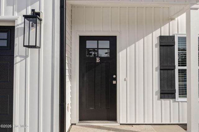 121 Lady O Drive B, Greenville, NC 27834