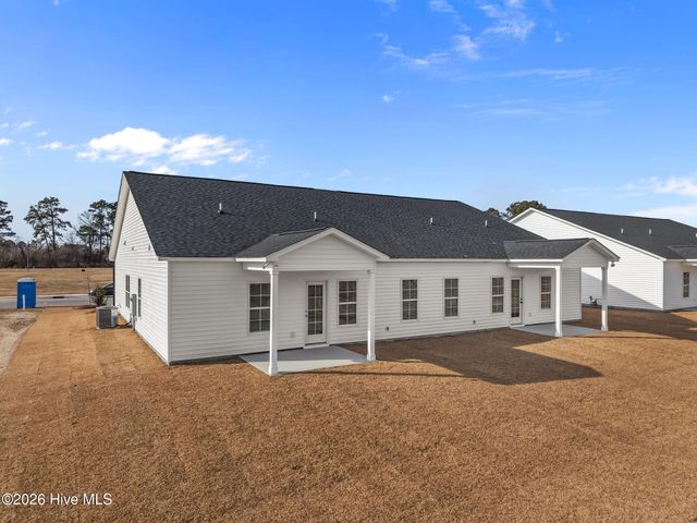 121 Lady O Drive B, Greenville, NC 27834