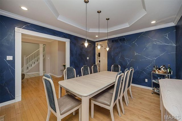 102 Seabrook Court, Chesterfield, MO 63017