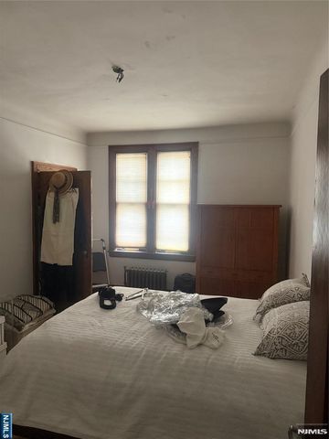 1925 Kennedy Boulevard, Jersey City, NJ 07305