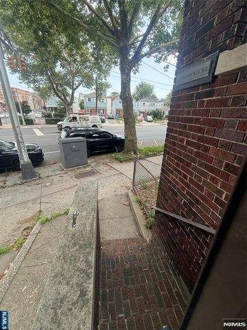 1925 Kennedy Boulevard, Jersey City, NJ 07305